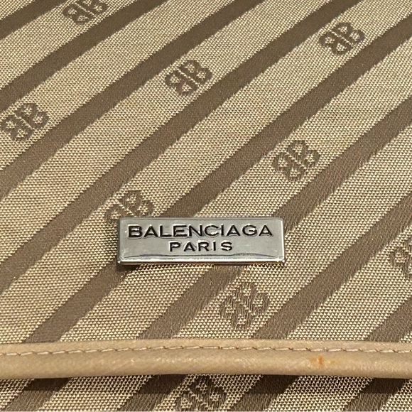 Balenciaga Monogram Fabric Vintage Shoulder Crossbody Flap Bag Beige Leather - Picture 7 of 11